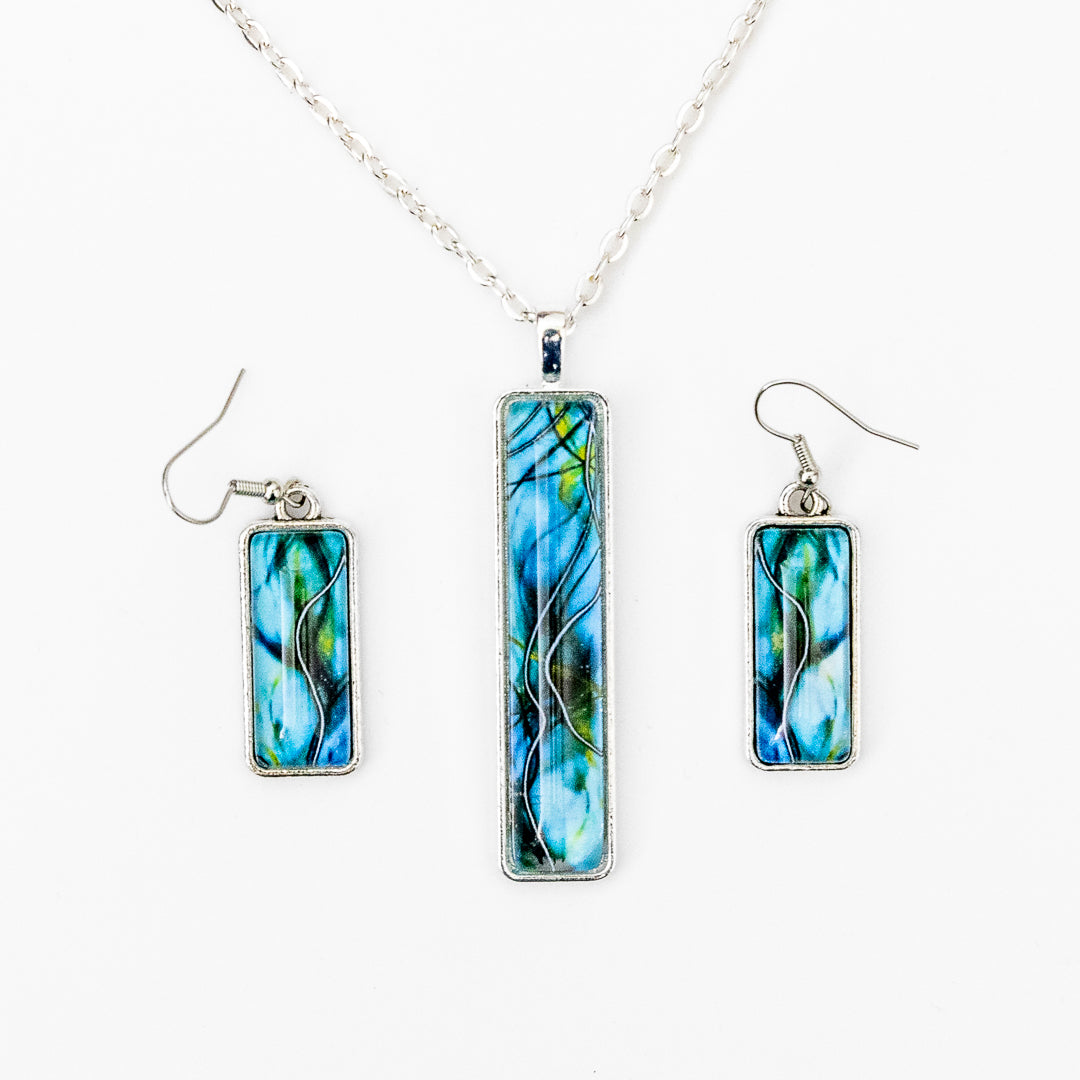 Turquoise Blue Flow Pendant and Earrings